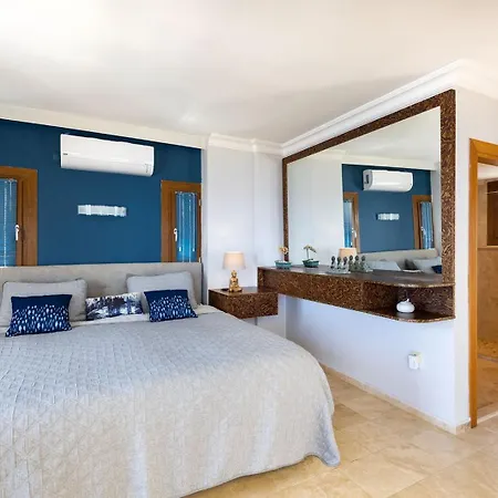 With Pool And Sea View In Yalikavak Bd4148 Villa Bodrum