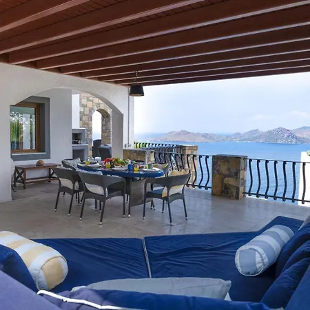 With Pool And Sea View In Yalikavak Bd4148 Villa *
